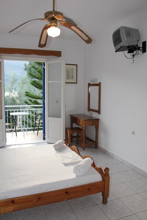 Theodora Studios Γένι Εξωτερικό φωτογραφία