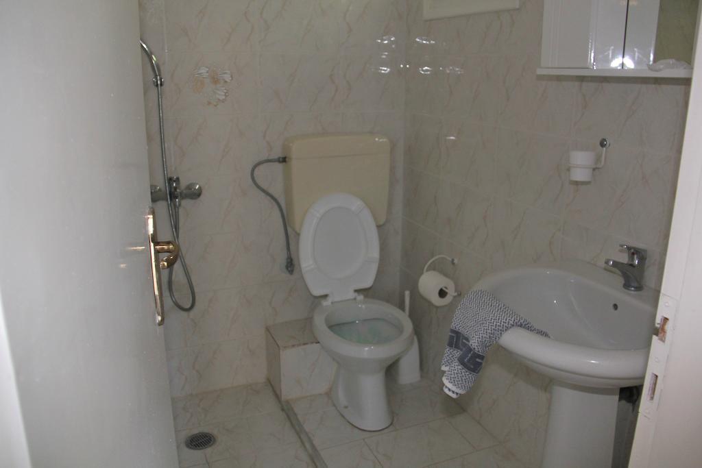 Theodora Studios Γένι Δωμάτιο φωτογραφία